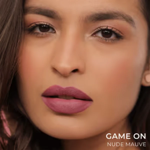 Nykaa So Creme! Creamy Matte Lipstick Game On 2