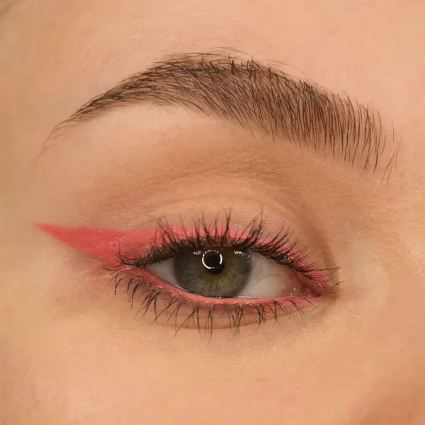 Makeup Revolution Streamline Waterline Eyeliner Pencil Ultra Creamy Smudge Proof Smokey Looks Hot Pink 3