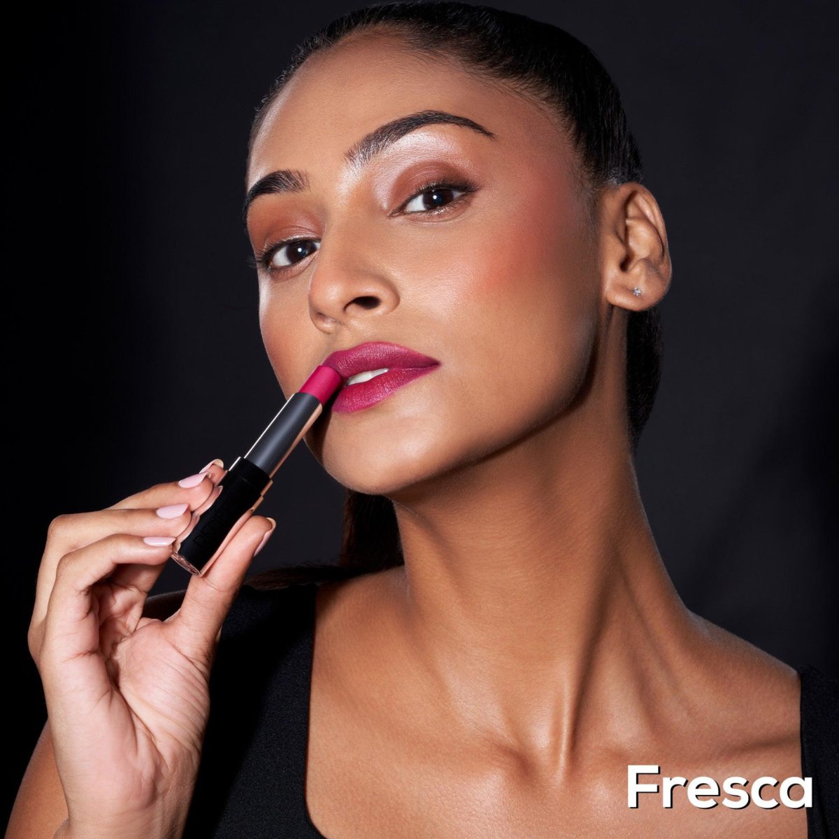 Renee Crush Glossy Lipstick, 4gm Fresca D