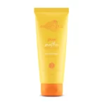 Aqualogica Glow+ Smoothie Face Wash With Papaya & Vitamin C3